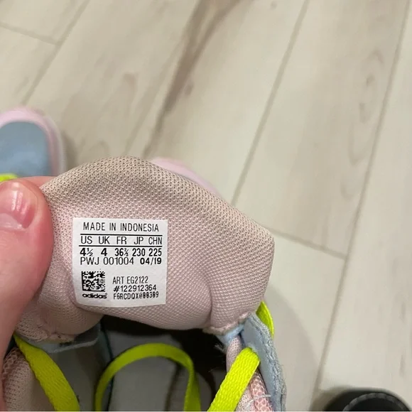 Adidas Active Athletic Running Training Sneakers - Picture 2 of 5